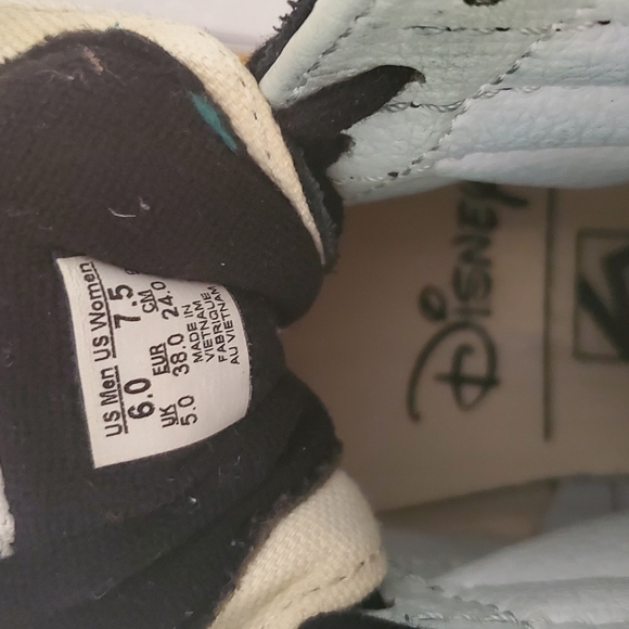 Vans Disney - Picture 3 of 3